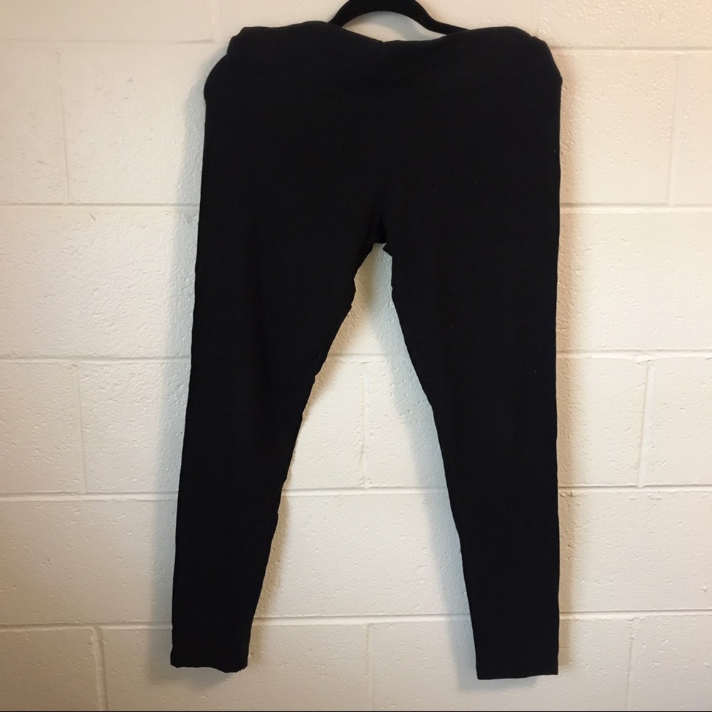 Victoria’s Secrets Sports regular leggings